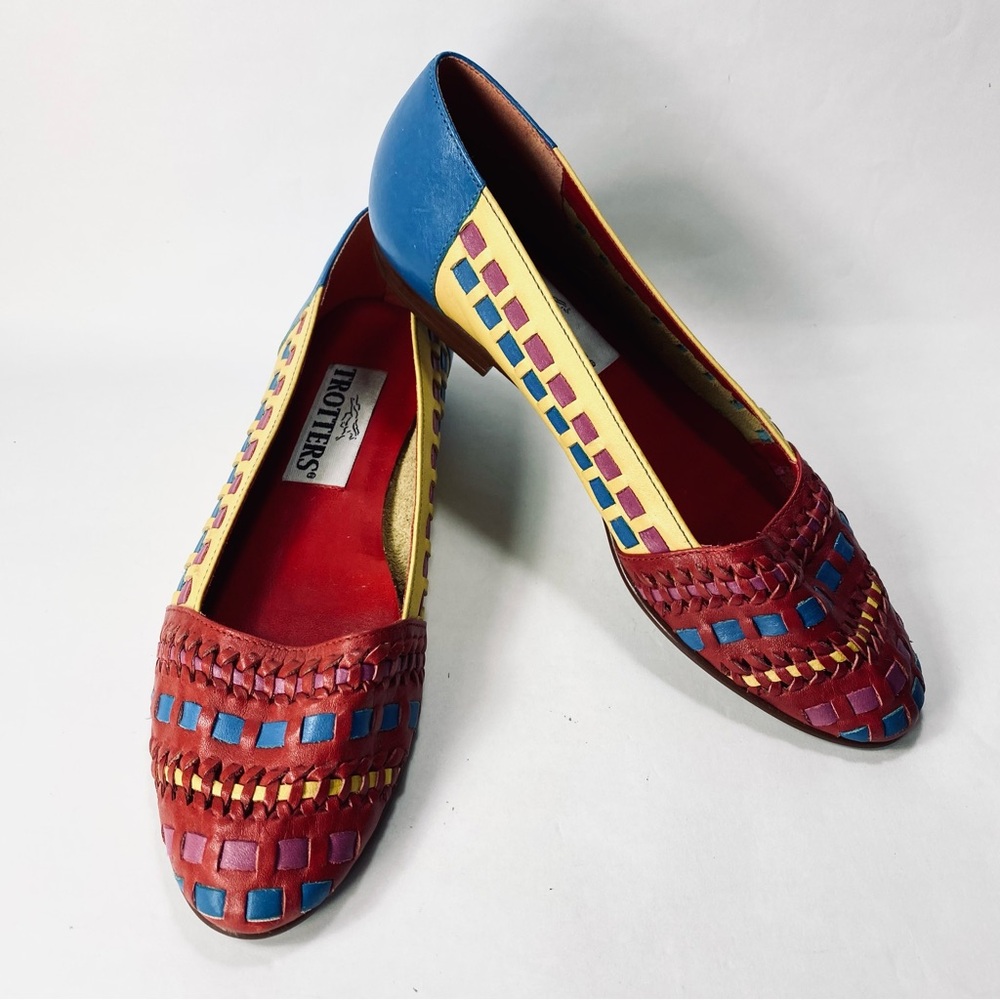 🎉LAST CALL🎉 Vintage Trotters Leather Colorful Red Blue Yellow Woven Flats 6 1/2